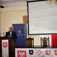 Podpisanie umowy - przem&oacute;wienie Wojewody