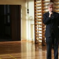 Spotkanie jasełkowe w Zespole Szk&oacute;ł Nr 2 - Członek Zarządu Piotr Grządziel