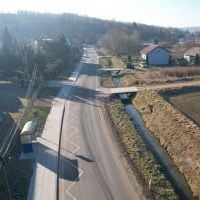 Droga powiatowa Jaksice - Kamieńczyce - Komor&oacute;w - widok z drona