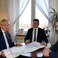 Om&oacute;wiono także problematykę bezpieczeństwa i układu komunikacyjnego na terenie Powiatu