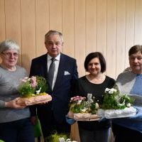 Starosta Miechowskie z Paniami z K&oacute;ł Gospodyń Wiejskich 