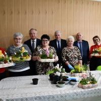 Panie z Kół Gospodyń Wiejskich ze Starostą Miechowskim, Wójtem Gminy Kozłów i Wiceprerzesem MIR