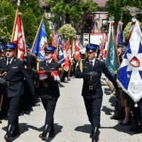 Wciągnięcie flagi Polski na maszt