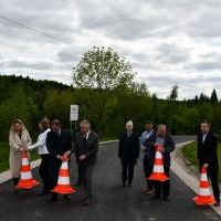 Otwarcie wyremontowanej drogi w Strzeżowie Pierwszym 