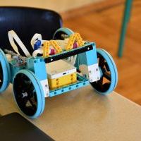 Robot z klocków LEGO