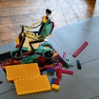 Robot z klocków LEGO