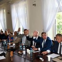 Zarząd Powiatu Miechowskiego z jednogłośnym wotum zaufania i absolutorium