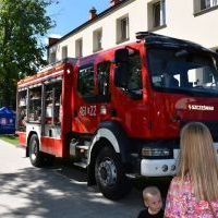 Obchody Święta Policji - stoisko promocyjne Straży Pożarnej