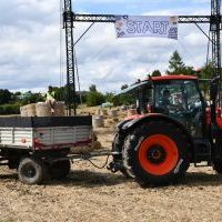 Traktoriada w Słaboszowie - parkowanie tyłem z przyczepą