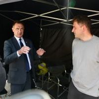 Wizyta Wicestarosty Miechowskiego na planie nagrań