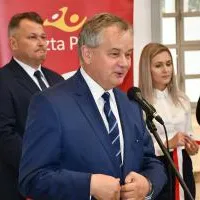 Przemawia przewodniczący Rady Powiatu - Krzysztof Świerczek