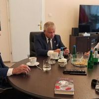 Rozmowa Starostów Miechowskich z Sekretarzem Stanu w Ministerstwie Sportu i Turystyki