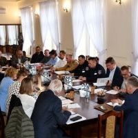 W trakcie spotkania omówiono sprawy związane z przygotowaniem powiatu do zimy