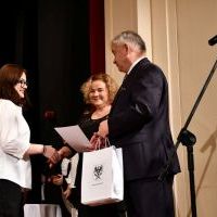 Obchody Narodowego Święta Niepodległości w Miechowie - wręczenie nagród konkursowych