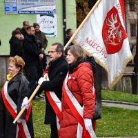 Obchody Narodowego Święta Niepodległości w Miechowie - poczet sztandarowy Powiatu Miechowskiego