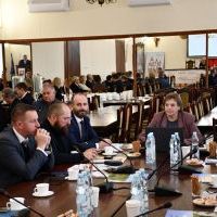 XVII Sesja Rady Powiatu Miechowskiego - omówienie sytuacji na wsi i w rolnictwie