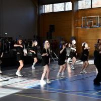 występ artystyczny młodzieży z LO Miechów