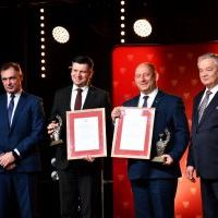 Wojewoda Małopolski i Marszałek Wojew&oacute;dztwa Małopolskiego honorowymi Ambasadorami Powiatu Miechowskiego