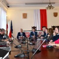 Spotkanie poświęcone zapewnieniu bezpieczeństwa dzieci i młodzieży podczas ferii zimowych