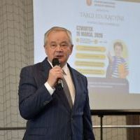 Festiwal Zawod&oacute;w w Powiecie Miechowskim - powitanie uczestnik&oacute;w przez Starostę Miechowskiego