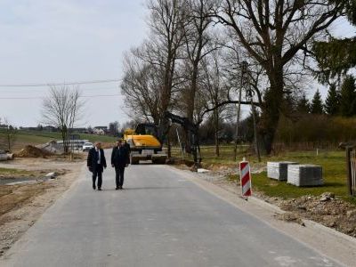 Trwa przebudowa drogi powiatowej w Biskupicach