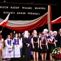 Obchody 235. rocznicy uchwalenia Konstytucji 3 Maja - występ artystyczny