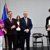 Pożegnanie maturzystów w szkołach Powiatu Miechowskiego - LO Miechów