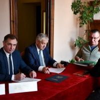 Umowy na kolejne prace remontowe przy Pałacu Myszkowskich w Książu Wielkim podpisane