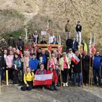 Marsz śladami Tadeusza Kościuszki w Powiecie Miechowskim - zdjęcie grupowe