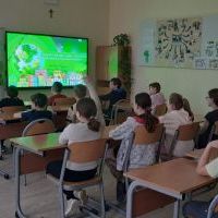 Warsztaty 'Rola drzew w ochronie klimatu' w Szkole Podstawowej w Pogwizdowie
