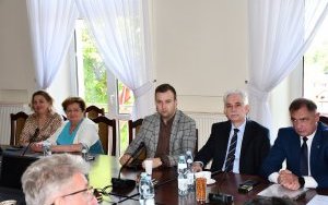XXIII Sesja Rady Powiatu Miechowskiego w sali konferencyjnej starostwa 