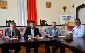 Moment podpisania umowy z Wykonawcą prac