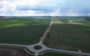 Widok z g&oacute;ry na Park Technologiczny w Książu Wielkim.