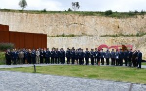 Obchody 107. rocznicy powstania Policji Państwowej - zdjęcie grupowe