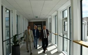 Konsul Honorowy Belgii z wizytą w Powiecie Miechowskim - ZS nr 1 w Miechowie