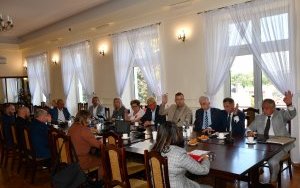 XXVI Sesja Rady Powiatu Miechowskiego - głosowanie nad uchwałą