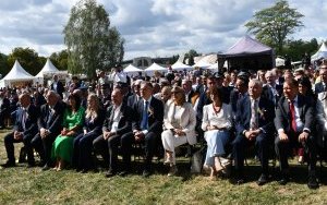 28. Dożynki Wojew&oacute;dztwa Małopolskiego - zaproszeni gości oraz uczestniczy.