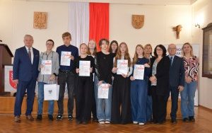 Konkurs powiatowy Miech&oacute;w - Polska Jerozolima - zdjęcie grupowe