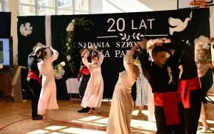 20-lecie nadania imienia Jana Pawła II - ZS nr 2 - występ artystyczny
