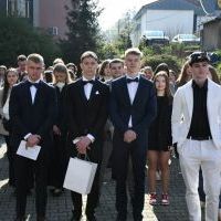 Uczniowie LO Miechów żegnają szkolne mury