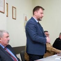  Mirosław Dróżdż, radny wojewódzki i dyr. Szpitala św. Anny w Miechowiena odprawie rocznej w Miechowie