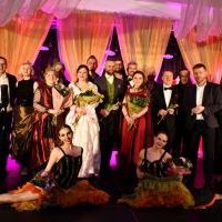 Wiosna w operetce na ziemi miechowskiej 2024 - upominek dla artysty - finałowa fotografia
