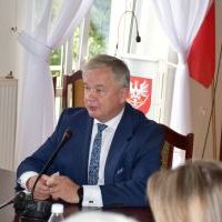 Obrady zwołano z inicjatywy Starosty Miechowskiego - Krzysztofa Świerczka