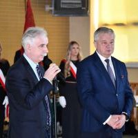 Święto Szkoły w ZS nr 1 w Miechowie - przemowa Członka Zarządu Powiatu Miechowskiego